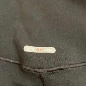 BLACK AERIE LEGGINGS
